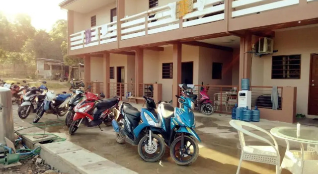 AV7 Guest House, Prenota Affittacamere Banga Palawan