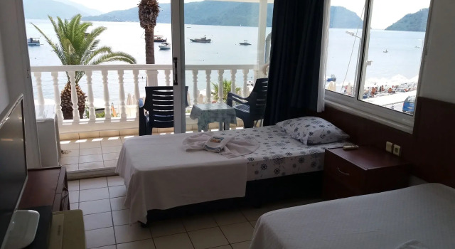 Uysal Motel Beach