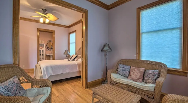 Waterfront Home w/ Large Deck + Private Pool!, Book Feriehus West Hampton Dunes USA