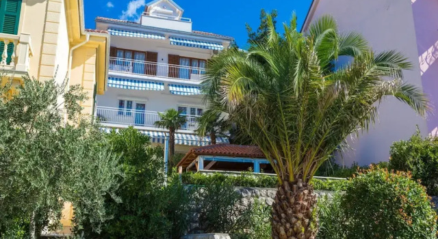 House Blanka, Prenota Hotel Hotel 3 stelle a Dramalj, 3*