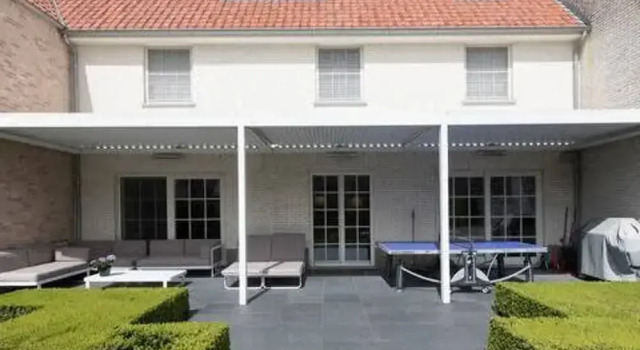 Huswell - Fabulous House for 8 People With Sunny Garden