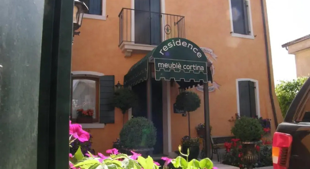 Residence Meublè Cortina