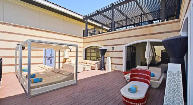 Вилла Zabeel Saray Royal Residences Lagoon Villa