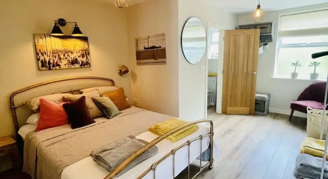 The Art Attic a Stylish Boutique Apartment, Book Lejlighed Builth Wells Powys