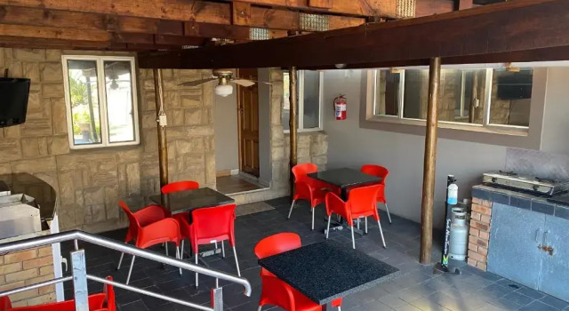 Семейный номер Standard Acquila Guest House