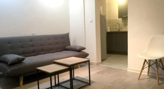 Apartment With one Bedroom in Monteux, With Wonderful City View and Wifi, Prenota Appartamento Monteux Valchiusa