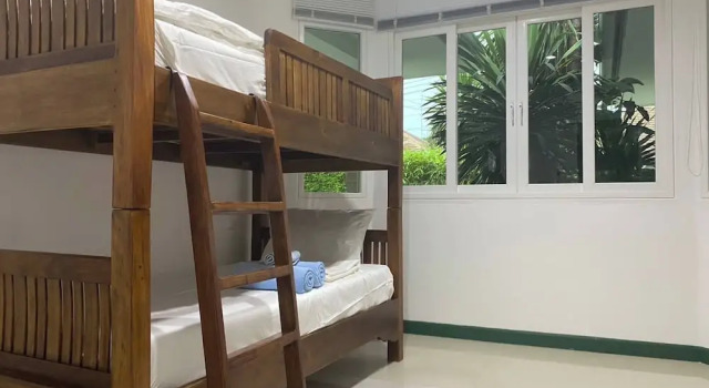 Hidden Villa Oasis Private Pool 2km to Beach&mall