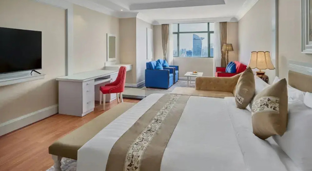 Номер Deluxe Wyndham Grand Phnom Penh Capital