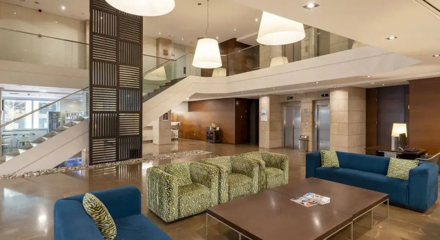 Отель Eurostars Lucentum