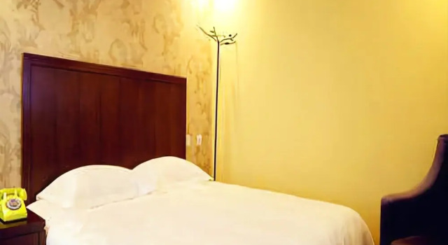 Gong Ti No4 Theme Hotel, Забронировать Отель Пекин район Пекина, рядом с Торговый центр Taikoo Li Sanlitun