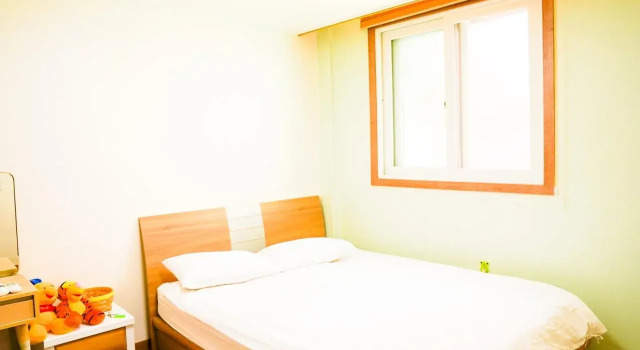 Rgb House Hostel, Забронировать Хостел Отели Чонджу с парковкой, рядом с Культурный центр «Чонджу Сори», Парковка