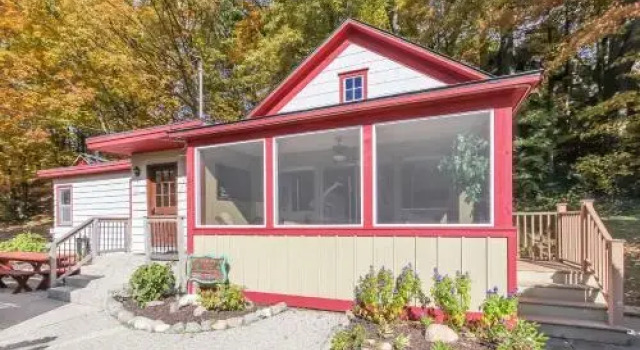 Swallow Cottage, Rezerwuj Dom wakacyjny Domki letniskowe w Saugatuck, Domek