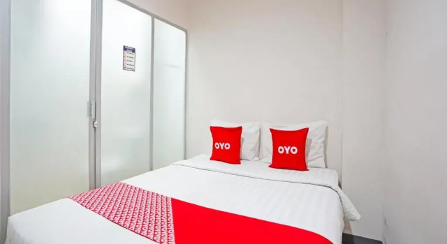 Standard chambre OYO Flagship 90890 Bratang Gede Residence
