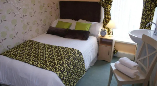Номер Standard Adelphi Guest House