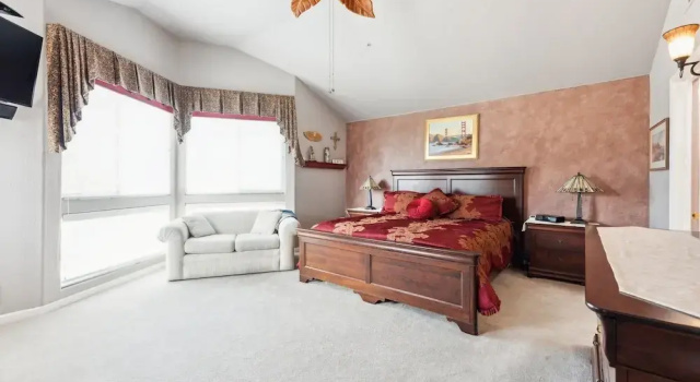 Coastal Getaway 5 Bedroom Home