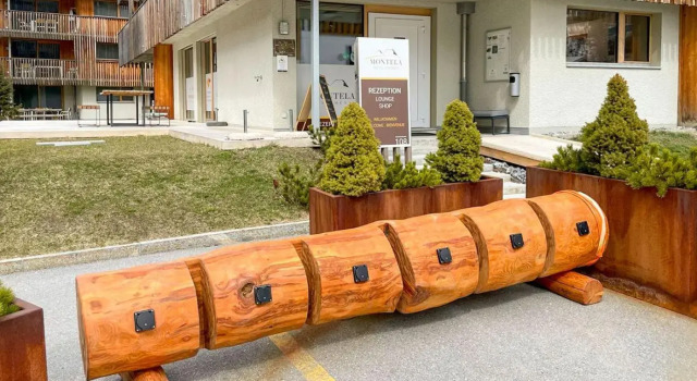 Antares, Prenota Hotel Saas-Grund 