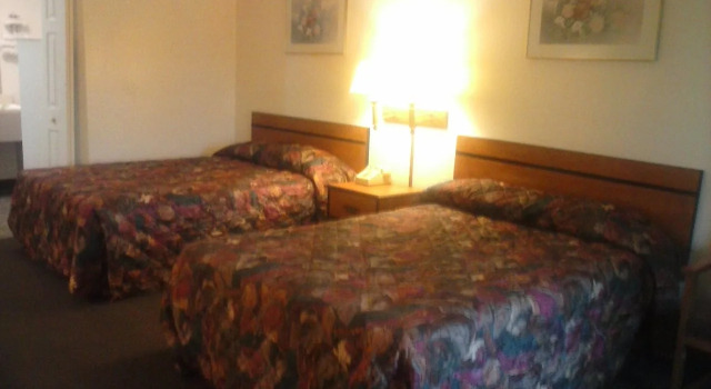 Magnuson Hotel Summerton, Забронировать Отель Отели Южной Каролины с парковкой, Парковка