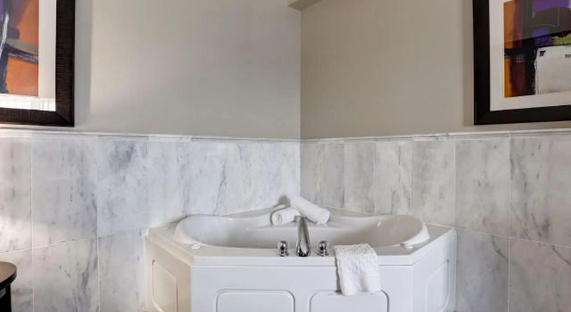 Двухместный люкс Best Western Plus Brandon Inn