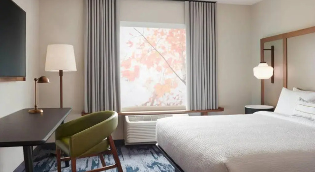 Fairfield Inn & Suites by Marriott Fond du Lac, Varaa Hotelli Fond du Lac Wisconsin
