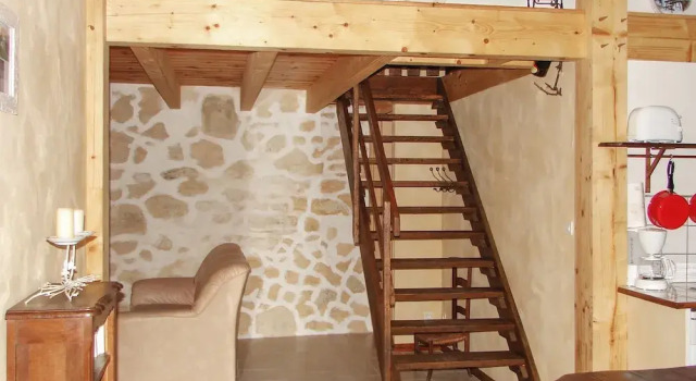 House With 3 Bedrooms in Agnac, With Pool Access and Enclosed Garden, Book Hotel Hoteller i Agnac med parkering, Parkering