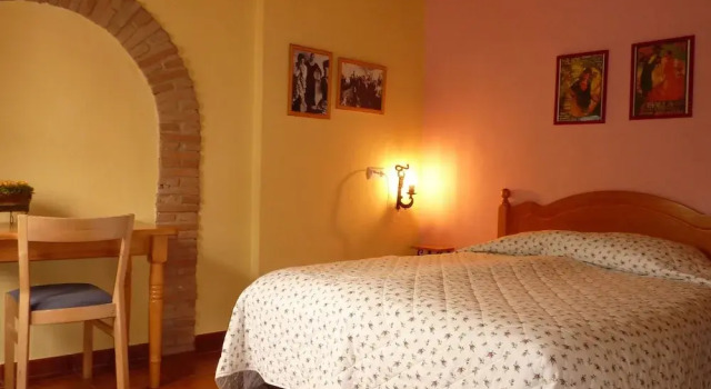 Spacious Cottage in Andalusia With Swimming Pool, Varaa Lomakoti Mökit kohteessa Granada, Mökki
