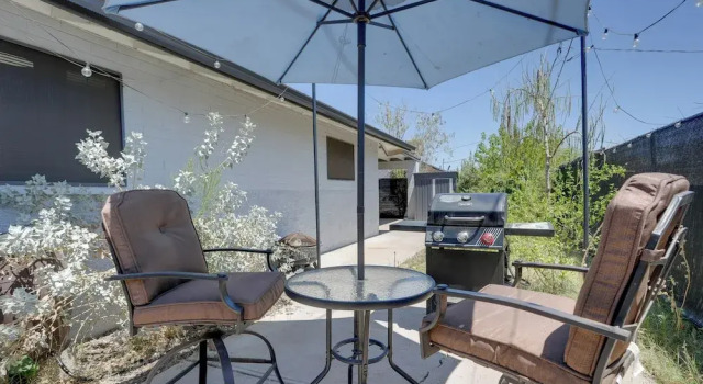 Апартаменты 3 Mi to Roosevelt Row Arts District: Apt w/ Patio