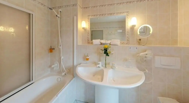 Полулюкс Romantik Hotel Burgkeller Residenz Kerstinghaus