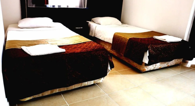 Трёхместный номер Standard с частичным видом на море Lara Palace Hotel