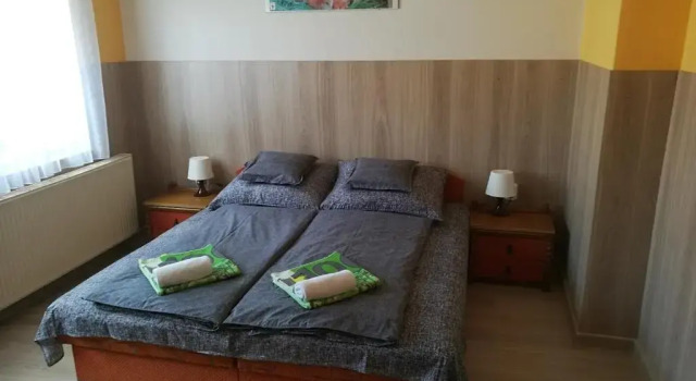 Апартаменты с 2 комнатами Apartment Révész