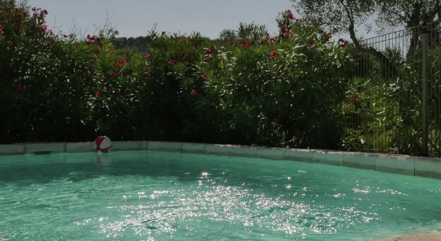 Villa in stunning location close to ArdÃ¨che River, near Gorges, Забронировать Вилла Виллы Овернь-Рона-Альпы, Вилла