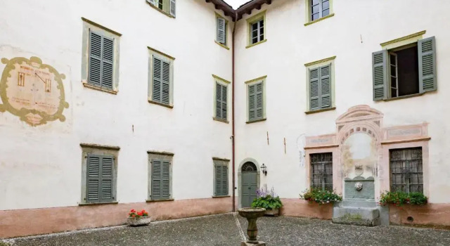 Palazzo Salis, Buchen Sie Hotel Hotels in Tirano mit Parkplatz, Parkplätze