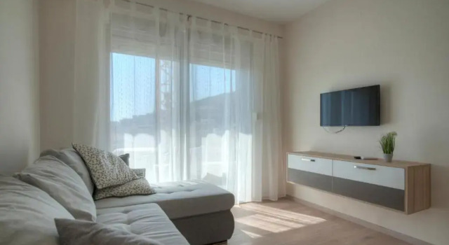JK Suites, Забронировать Отель Отели Будванская ривьеры с бассейном, рядом с Holy Trinity Church, Бассейн