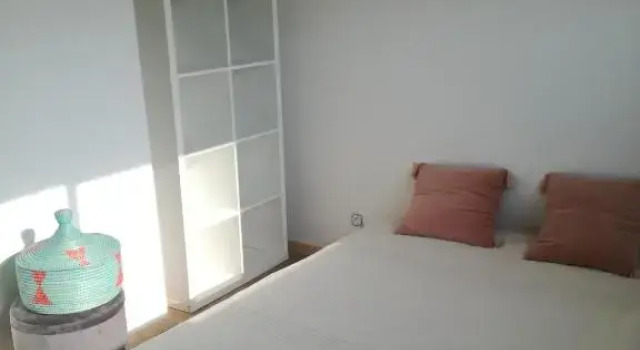 Appartement neuf 6 couchages 50 metres de la plage, Book Lejlighed Hoteller i Corbières med parkering, Parkering