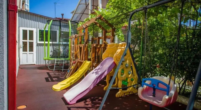 Insight House, Забронировать Отель Сириус Большой Сочи