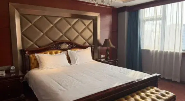 Люкс Premier Huayun Hotel