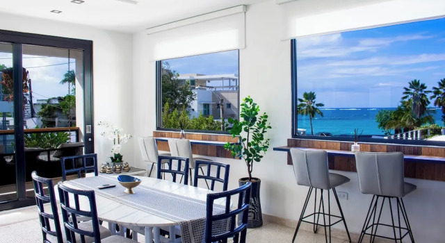 Номер Comfort Villa Azure Ocean Suites