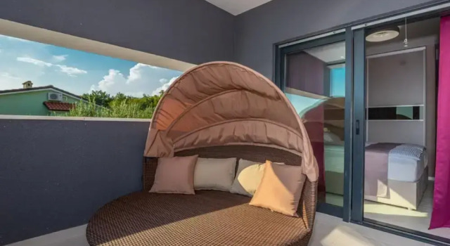 Lorena Stylish Sea View Villa