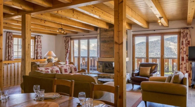 Chalet Coucou - Luxury 10 pax Chalet With Incredible Views Garage, Rezerwuj Chalet Hotele w 4 Valleys z parkingiem, Parking