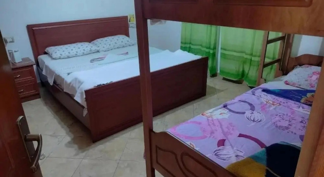 Backpackers La Casa De Payaso, Забронировать Хостел Хостелы Дурреса, Хостел