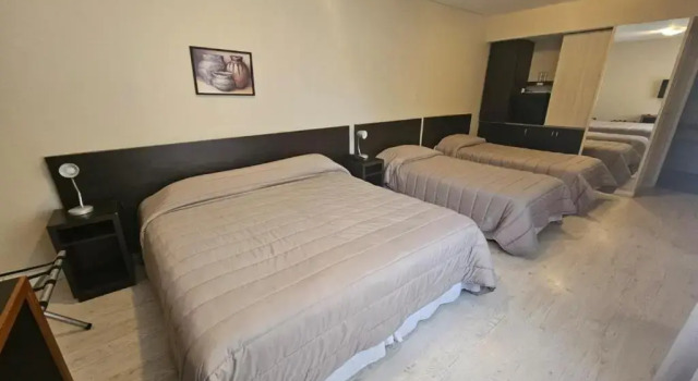Четырёхместный номер Standard DAKAR HOTEL