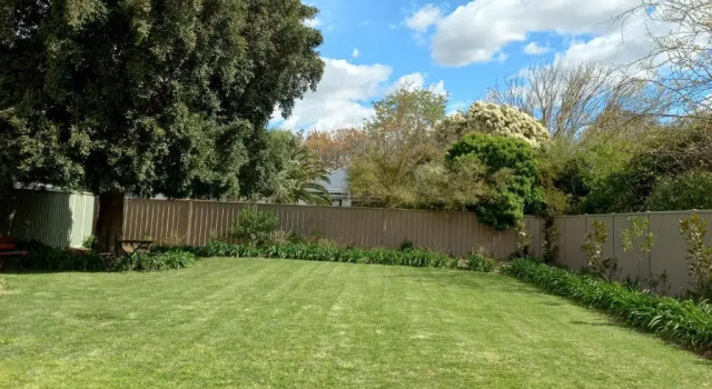 Коттедж HUNTER COTTAGE EUROA - "A great weekend escape"