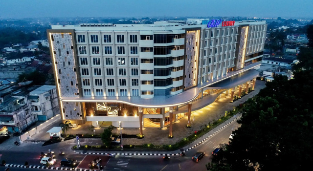 Люкс с видом на город BW Luxury Jambi