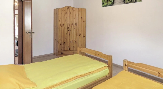Stunning Apartment in Lahnstein With 1 Bedrooms and Internet, Varaa Huoneisto Lahnstein Rhine route