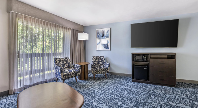 Двухместный номер Standard с балконом и с видом на воду Best Western New Oregon Motel