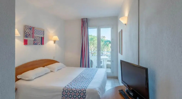 Номер Standard Ibis Roquebrune Cap Martin Menton