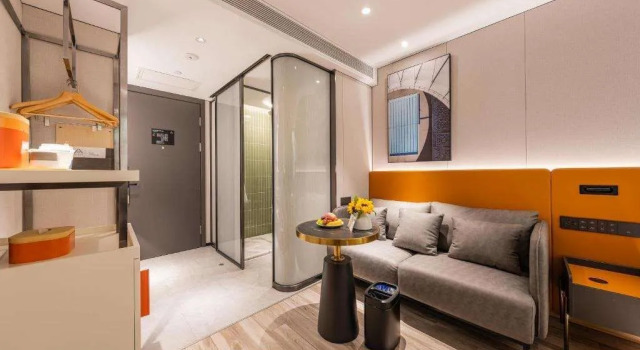 Atour Hotel (Wangfujing pedestrian street)