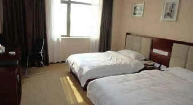 Super 8 Hotel Chibi Shen Long, Rezerwuj Hotel Hotele i noclegi w Chibi, w pobliżu Chibi North Railway Station, Hotel