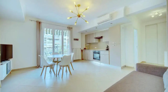 IMMOGROOM - Terrace - AC - 2 bedrooms - City center