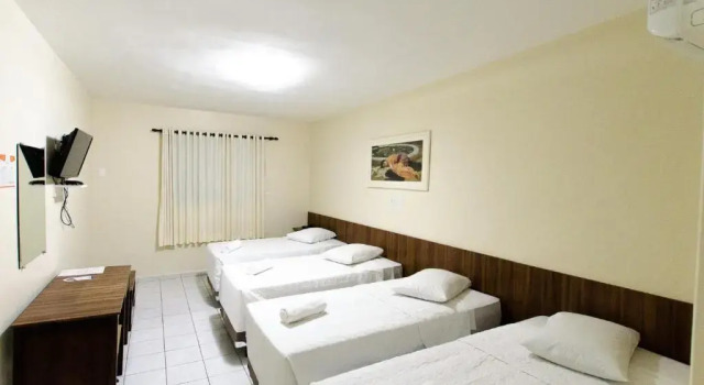 Четырёхместный номер Standard Hotel Concord e Eventos corporativos Campo Grande