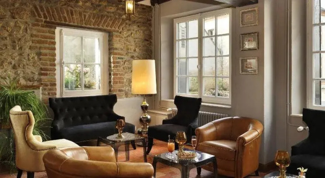 Auberge Du Grand Dauphin, Buchen Sie Hostel Hostels in Sologne, Hostel